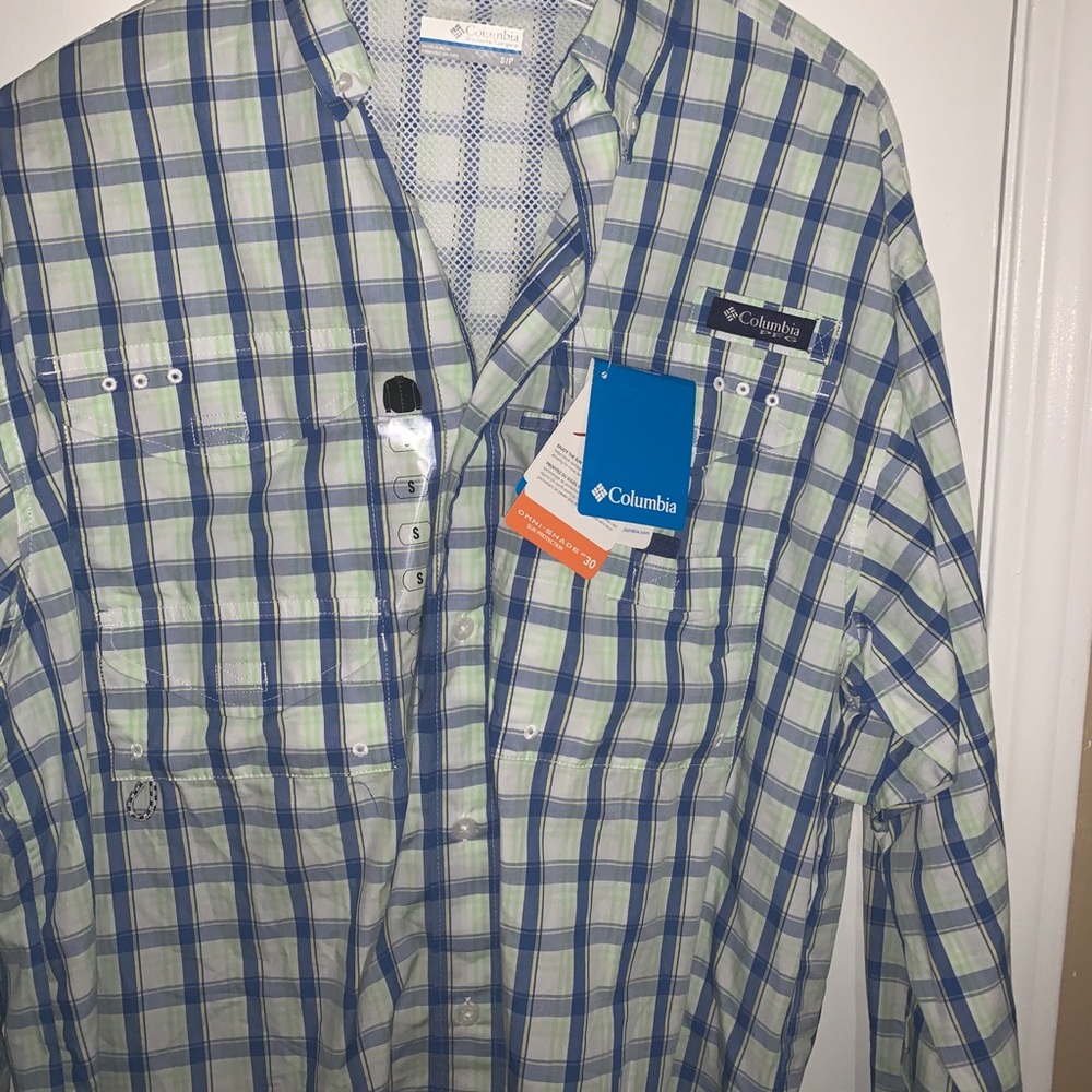 Men Size Small Columbia Long Sleeve Shirt